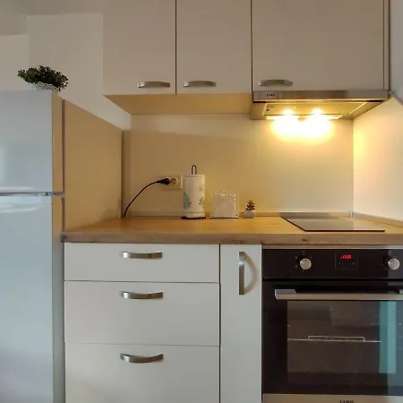 Апартаменты Koloni Bright & Cosy Loft